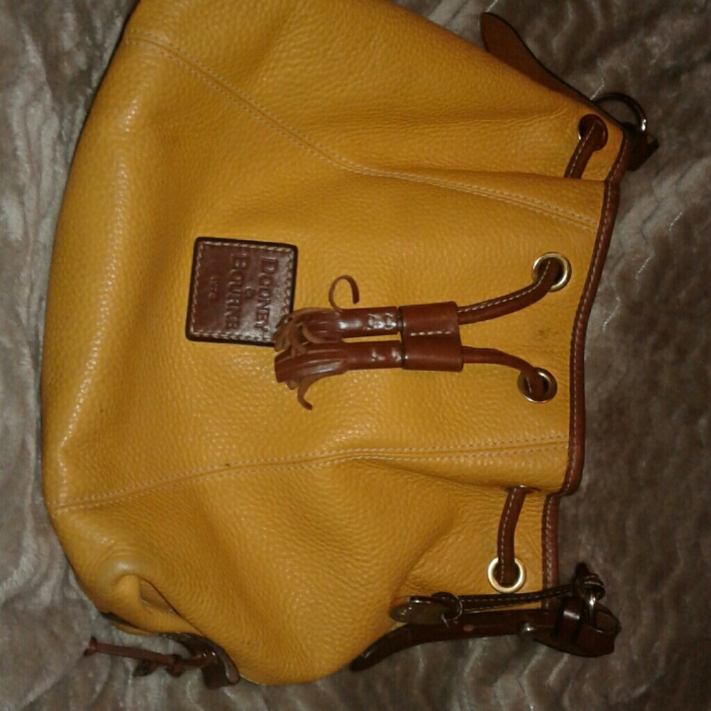dooney and bourke purse